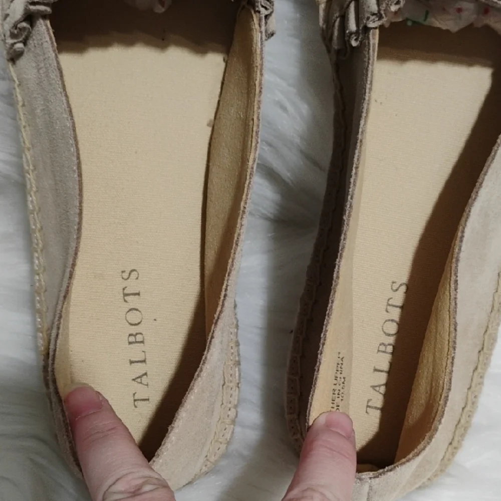 (X1) NWOT Talbots Izzy Suede Espadrille Flats Sz.10.5